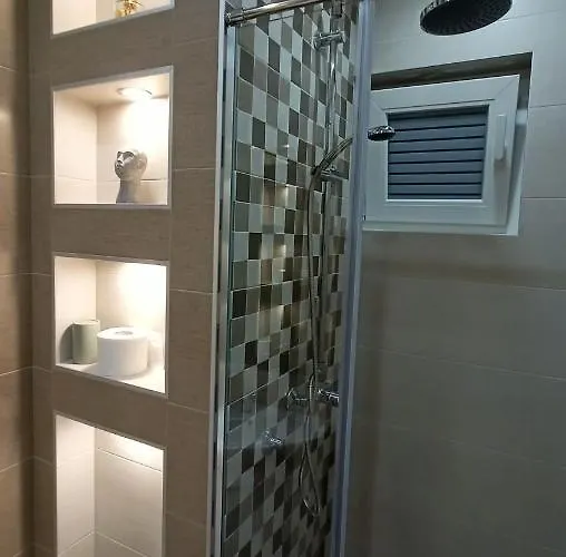 Mauna De Luxe Bogatić